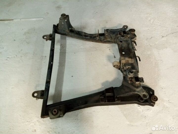 Подрамник передний Ford Mondeo B4Y chba 2001