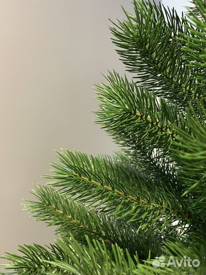 Ель искуственная литая Новая