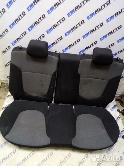 Задние сиденья комплект Хендай Солярис