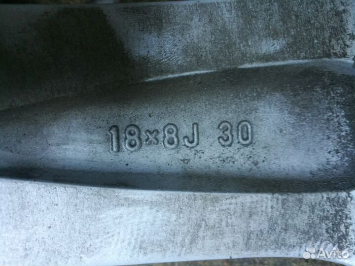 Диск R 18 Lexus. 1 штука