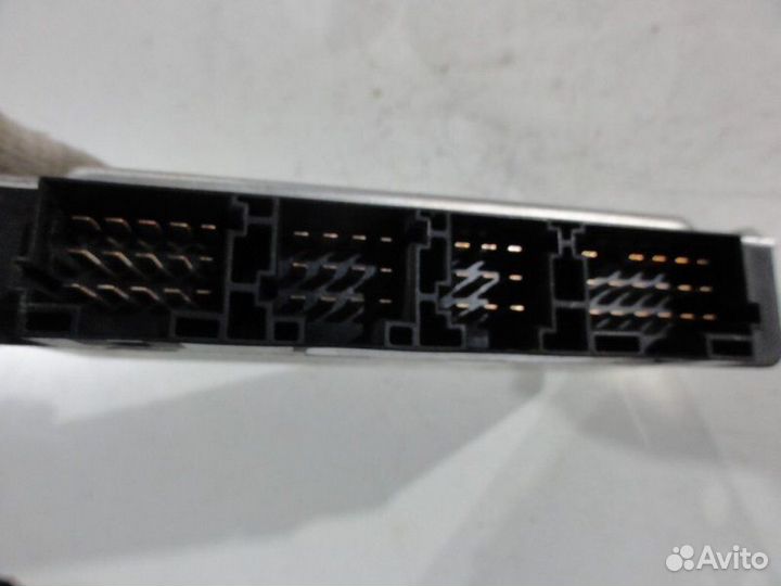 Блок управления дифференциала Land Rover Discovery