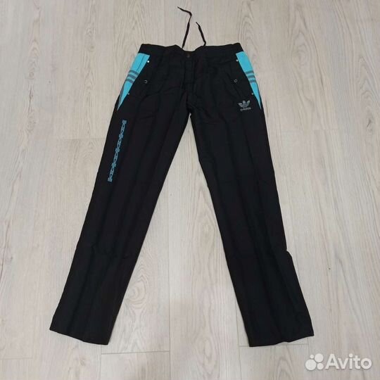 Спортивный костюм adidas женский (размер S)