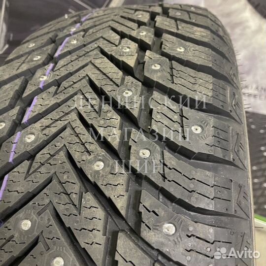 Nokian Tyres Hakkapeliitta 10p SUV 265/40 R21 105T