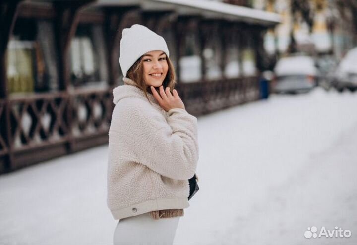 Шапка женская вязаная ручная работа