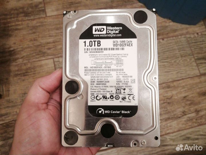Жесткий диск HDD WD Black 1 TB SATA WD1002faex