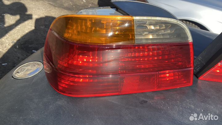 Задние фонари bmw e38