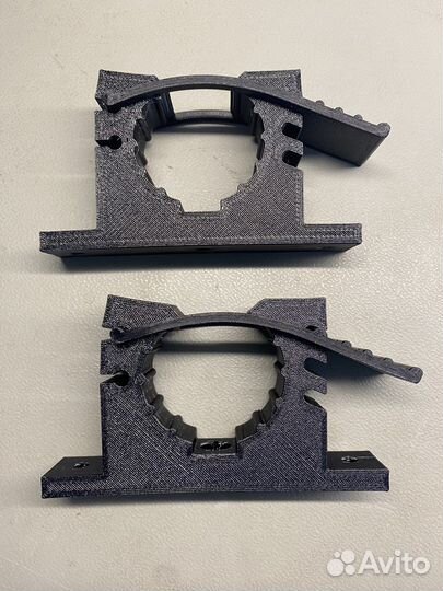 Универсальное крепление инструмента