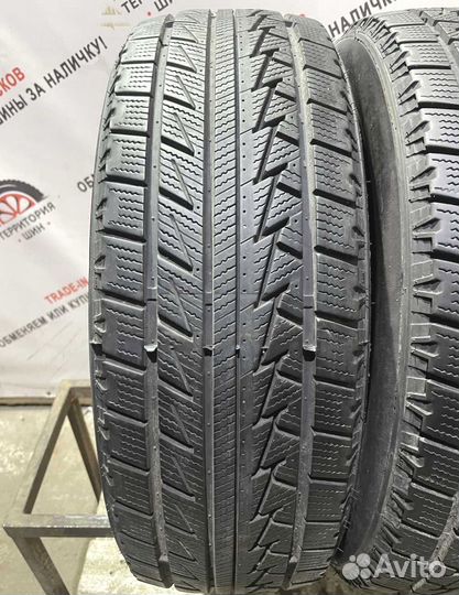Roadmarch Snowrover 966 205/60 R16 97S