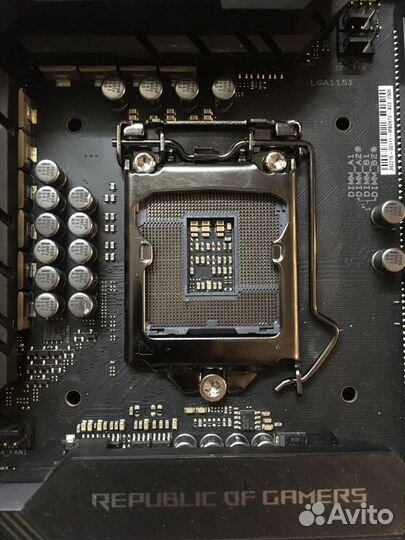 Материнская плата Asus ROG Maximus XI Code