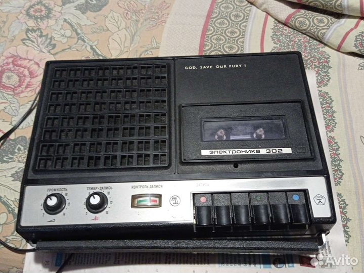 Кассетный магнитофон