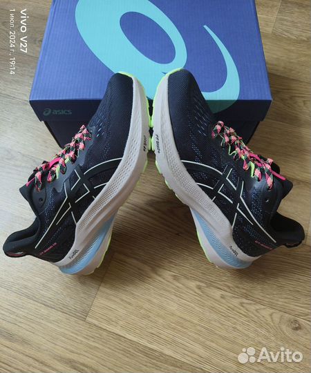 Кроссовки женские беговые Asics GT-2000 12 lux