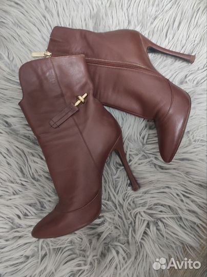 Ботинки женские 37 размер