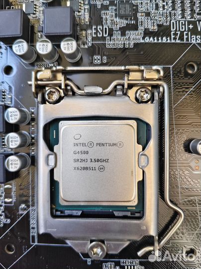 Материнская плата Asus H110M-R