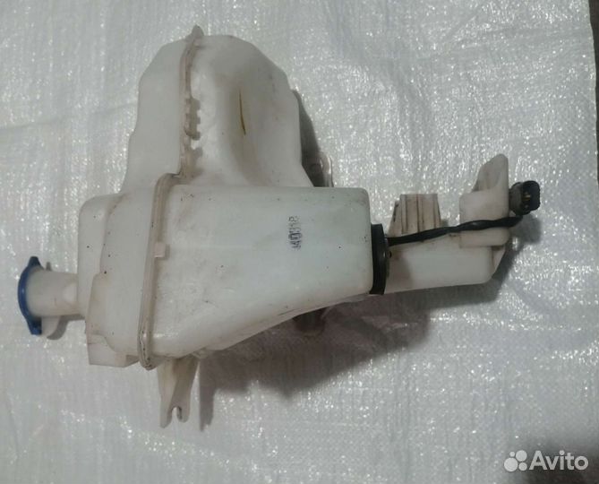 Бачок омывателя kia rio 3, хендай солярис 1