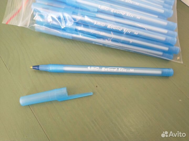 Ручка BIC Round Stic M