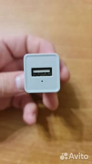 Зарядный блок USB в прикуриватель