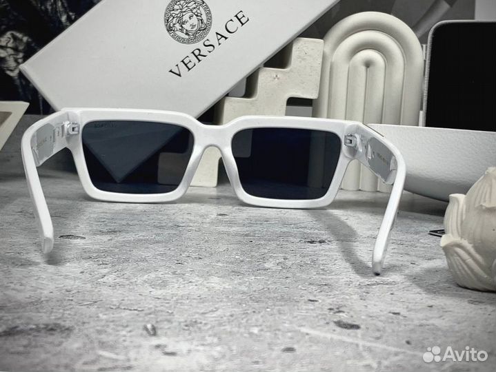 Очки versace белые