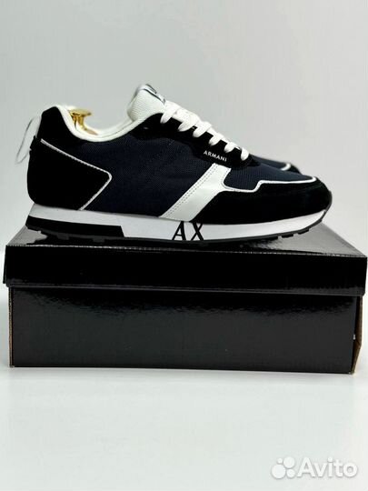 Кроссовки Armani комфортные