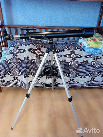 Телескоп Levenhuk