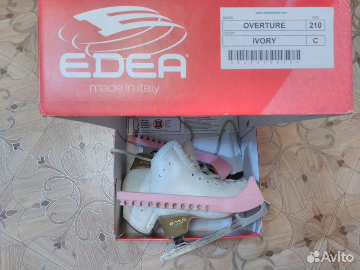Фигурные коньки edea