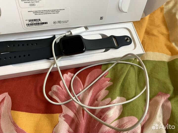 Часы apple watch se 40 mm