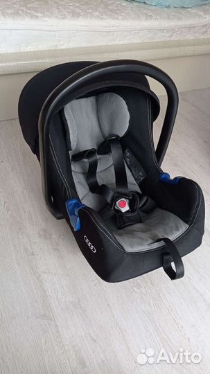 Комплект детских автокресел Audi