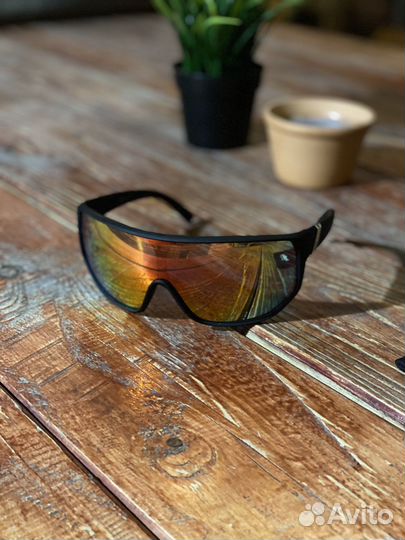 Солнцезащитные очки, горнолыжные