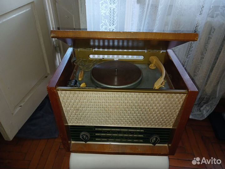 Радиоканал и проигрыватель радиотехника