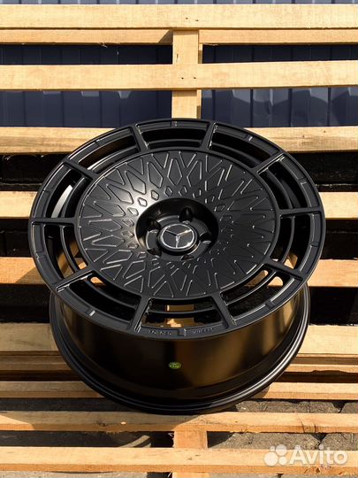 Кованые диски R23 GT Forged на Mercedes G-class