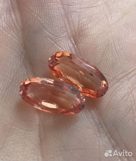 Камни из золотых украшений