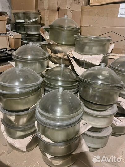 Эксикаторы лабораторные разные новые