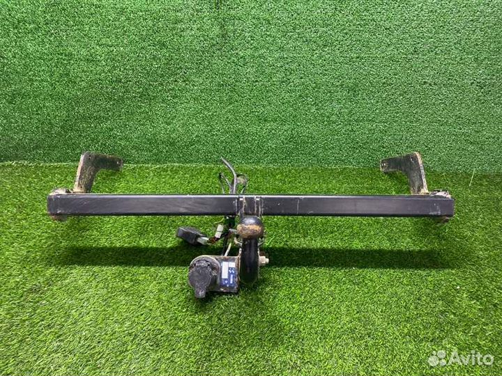 Фаркоп задний Renault Sandero Stepway 2 хэтчбэк 1