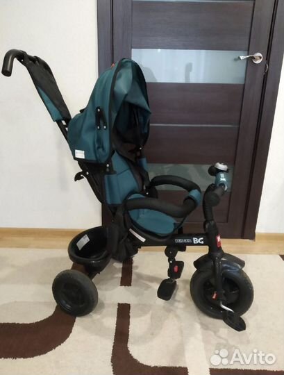 Велосепед трехколесный с ручкой