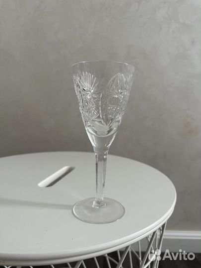 Хрустальные бокалы, рюмки, фужеры