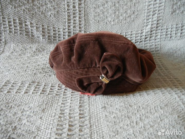 Берет велюровый