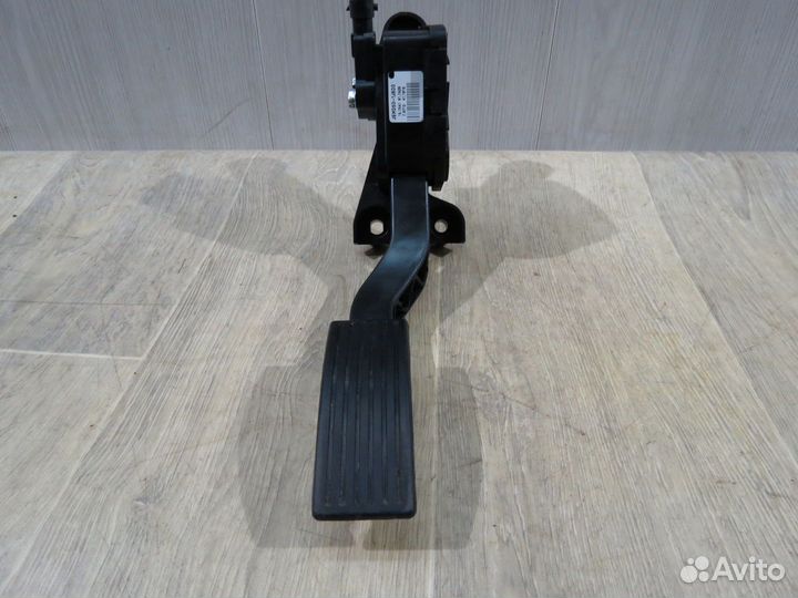 Педаль газа Kia Rio 3