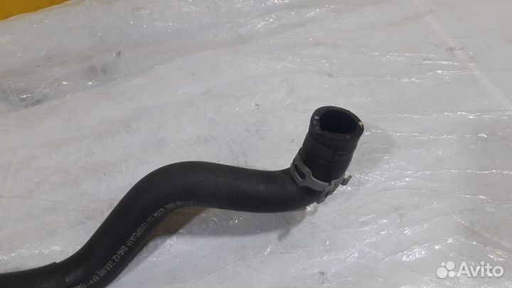 Патрубок системы отопителя Mercedes W211