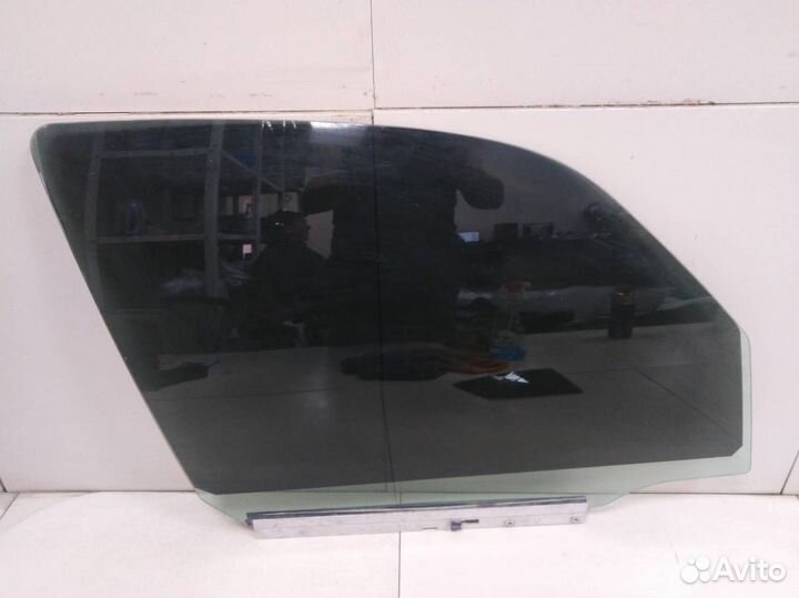 Стекло двери передней правой Opel Meriva 2003-2010