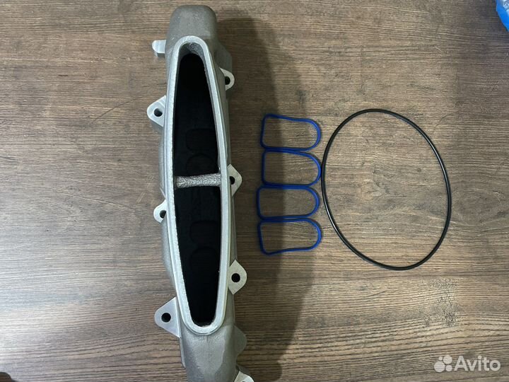 Впускной коллектор 6460901637 w 906 909 om646