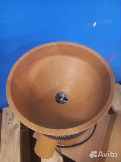 Электрическая мельница Mockmill Lino 200