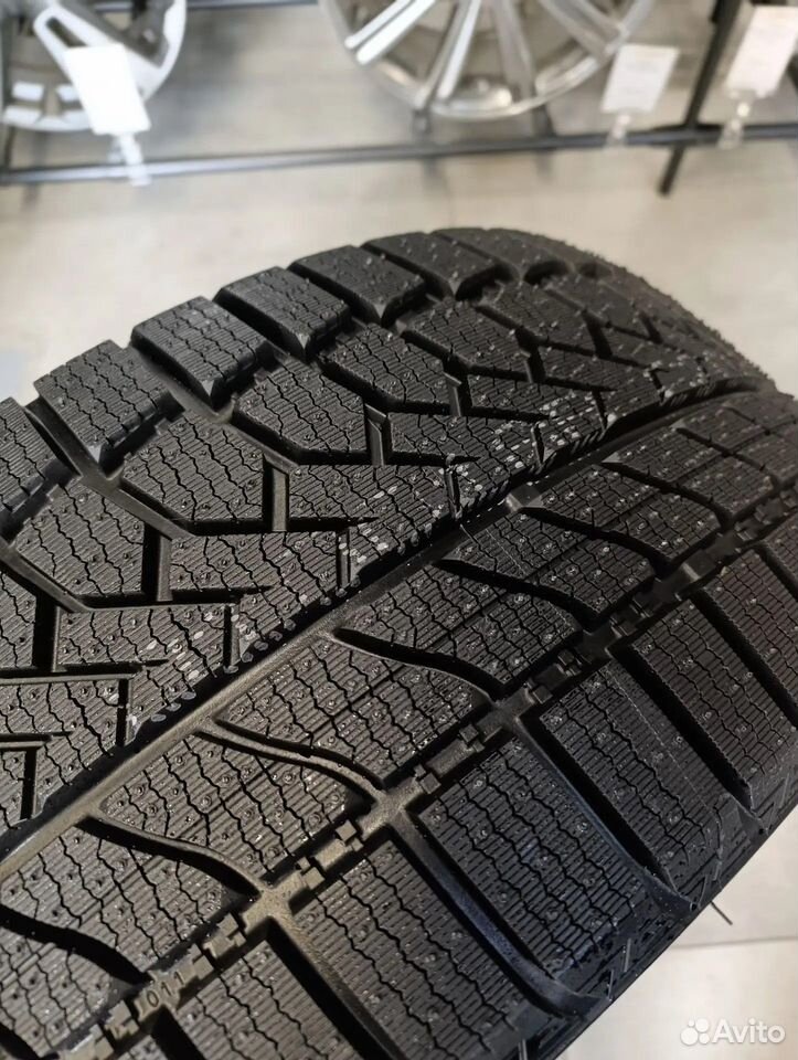 Westlake SW628 255/40 R20, Астрахань