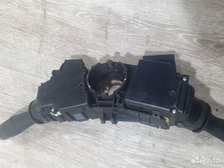 Блок подрулевых переключателей G8 toyota Hilux