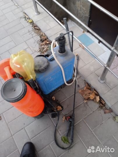 Опрыскиватель садовый