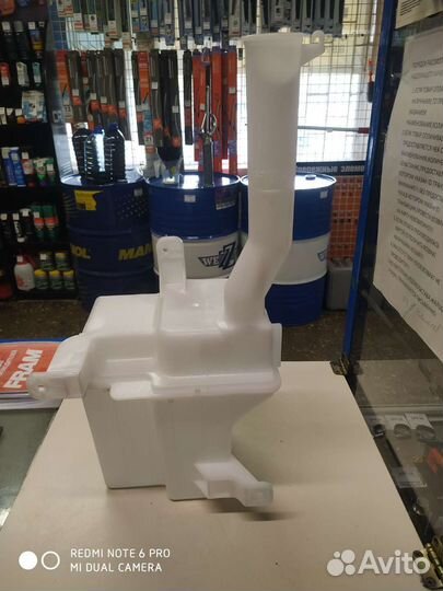 Бачок омывателя Kia Rio-2 2005