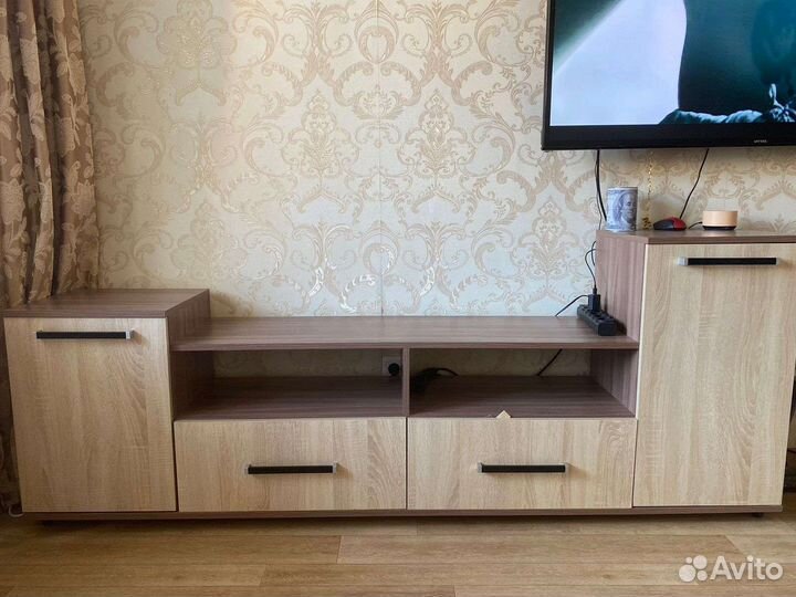 Тумба под телевизор