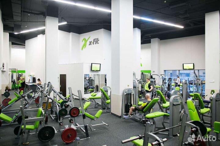 Абонемент в фитнес клуб с бассейном