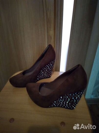 Обувь женская