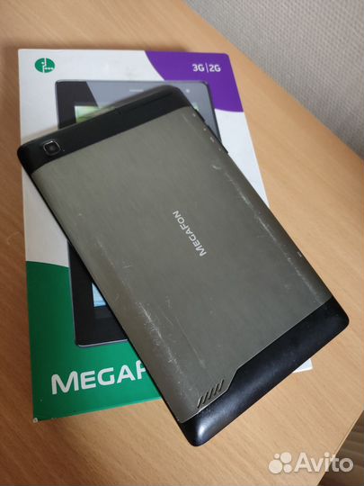 Планшет Megafon Login 3