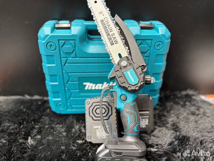 Цепная пила Makita UC250D