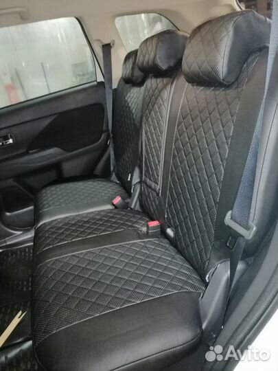 Чехлы Mitsubishi Outlander Экокожа ромб Автопилот